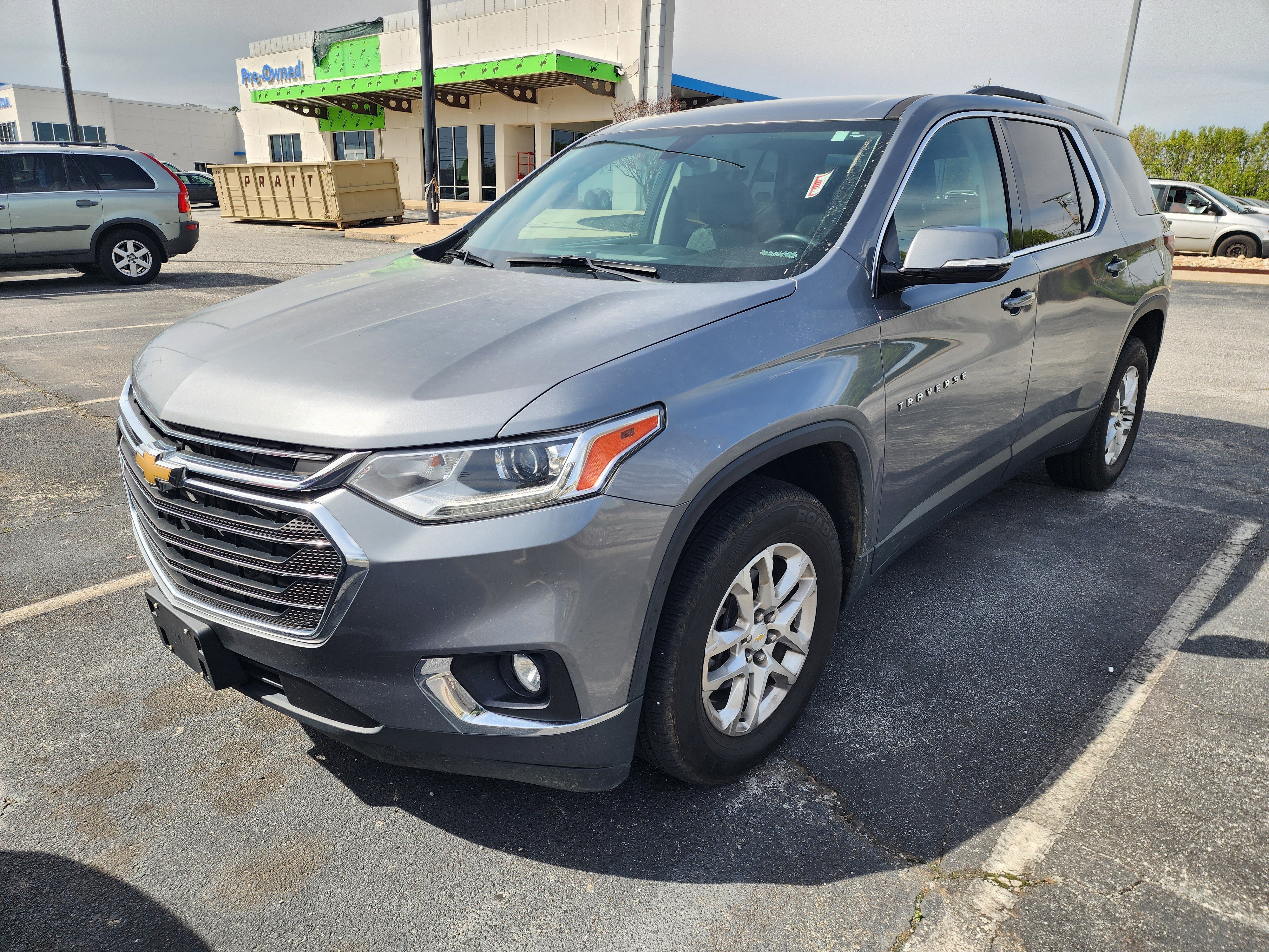 Used 2018 Chevrolet Traverse LT image 3