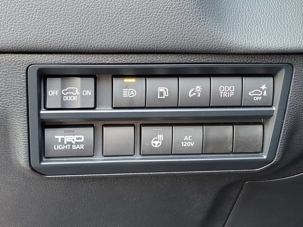 Used 2024 Toyota Sequoia TRD Pro AWD/4WD image 8