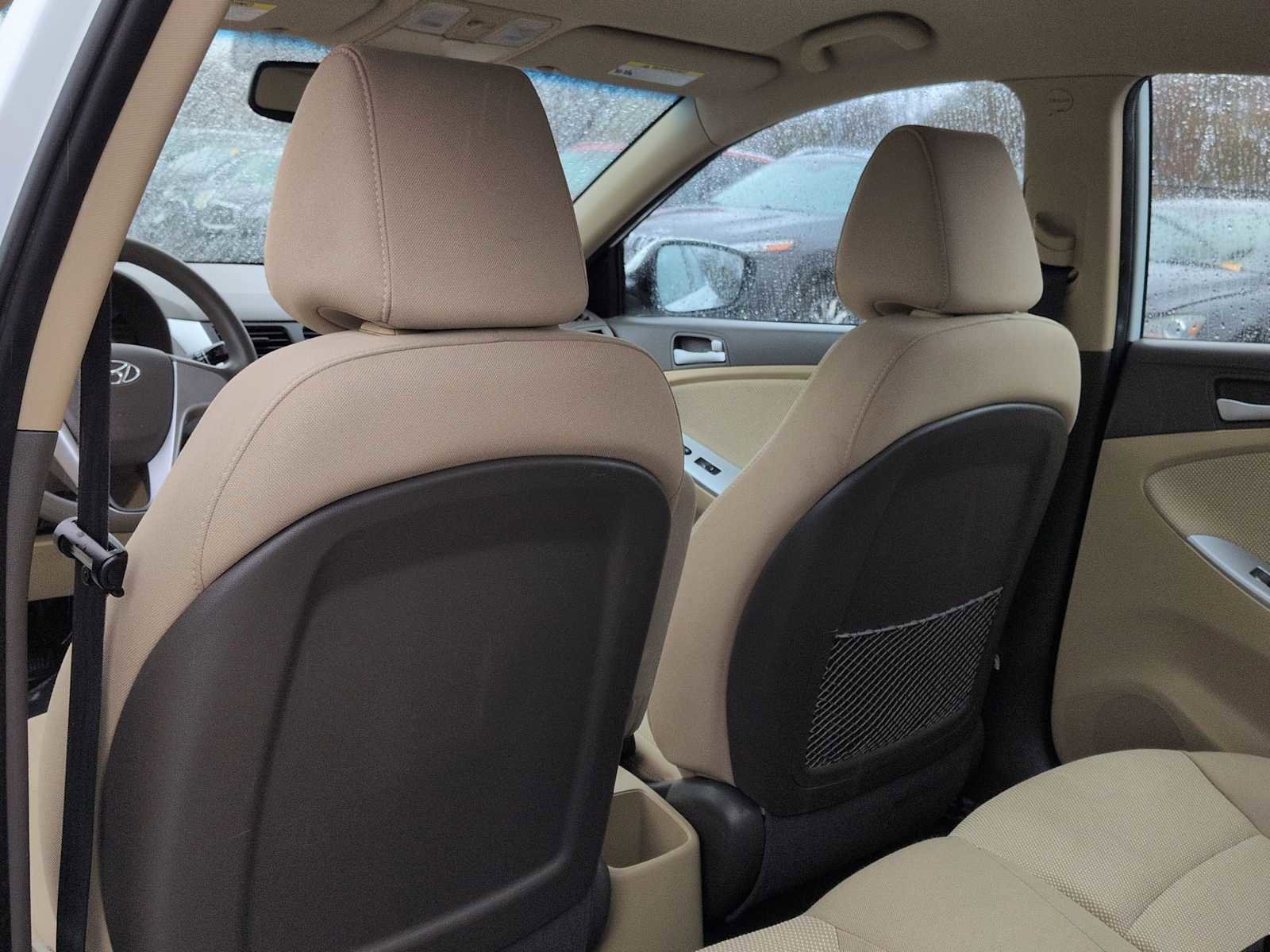 Used 2013 Hyundai Accent GLS FWD image 18