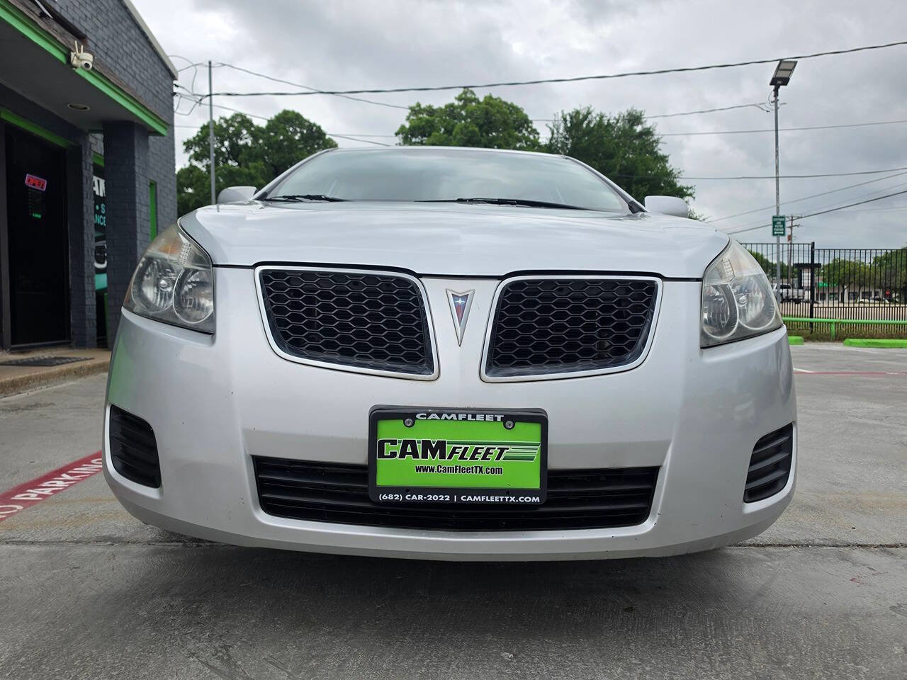 Used 2009 Pontiac Vibe w/ Preferred Package FWD image 8