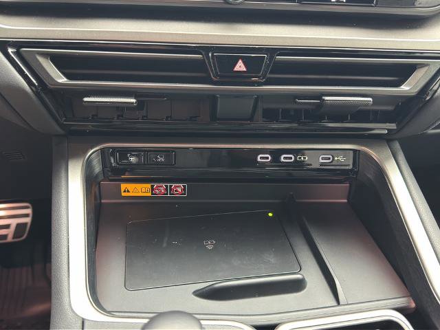 Used 2025 Lexus TX 500h AWD w/ Technology Package image 28