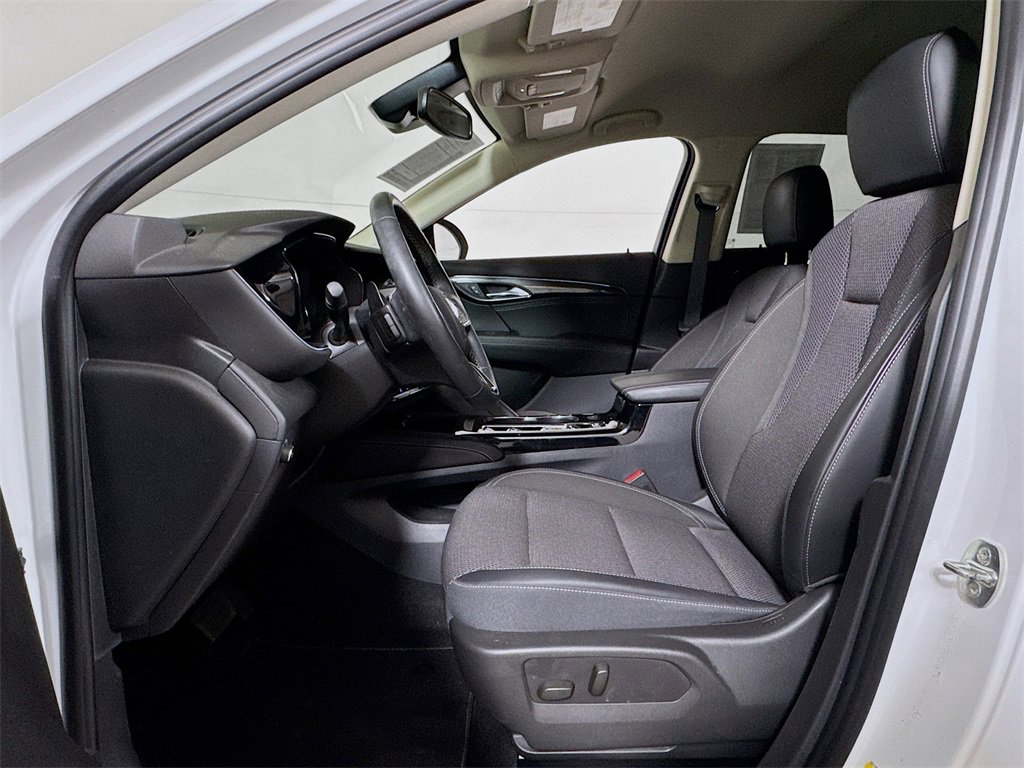 Used 2023 Buick Envision Preferred image 19