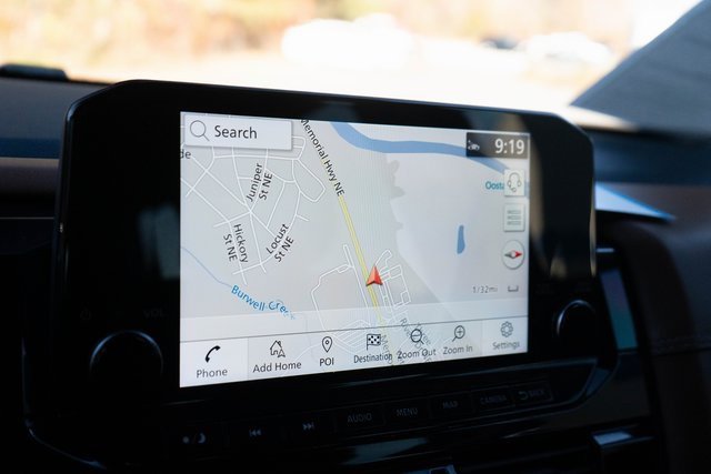 Used 2023 Nissan Pathfinder Platinum w/ Cargo Package image 31