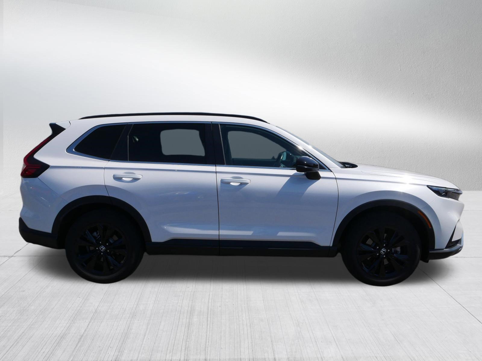 Used 2025 Honda CR-V Sport Touring image 8