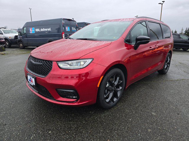 New 2026 Chrysler Pacifica Select w/ S Appearance Package FWD image 7