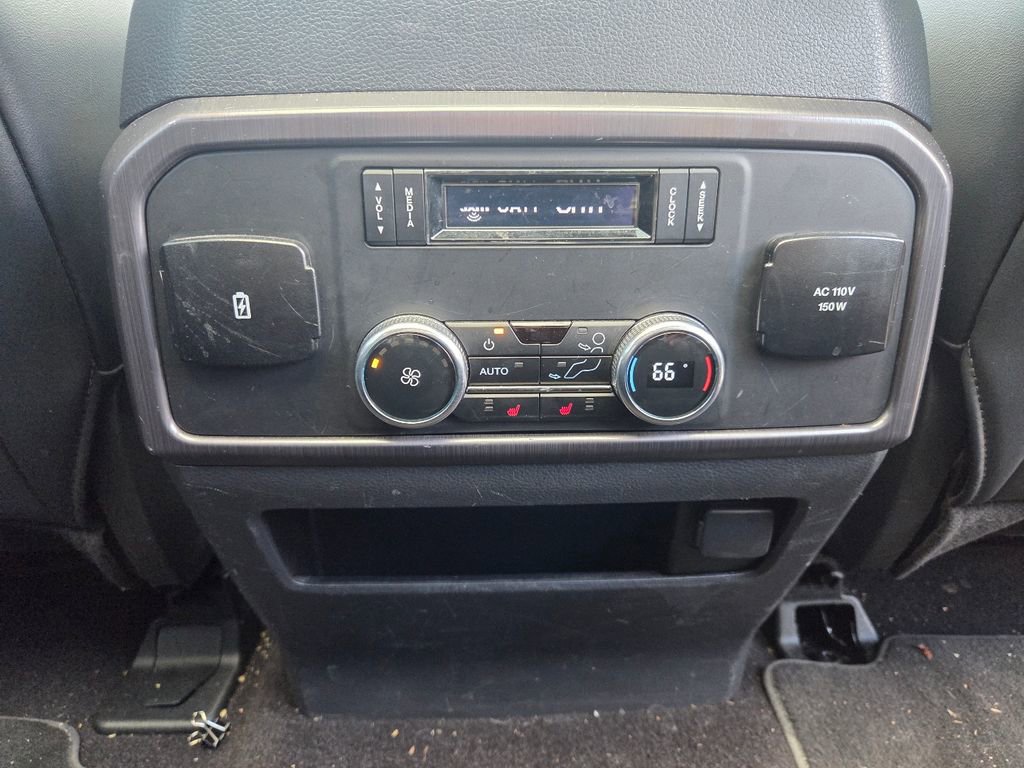 Used 2023 Ford Expedition Platinum AWD/4WD image 30