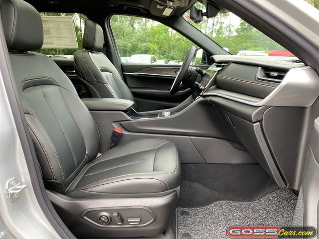 New 2026 Jeep Grand Cherokee L Limited AWD/4WD image 6