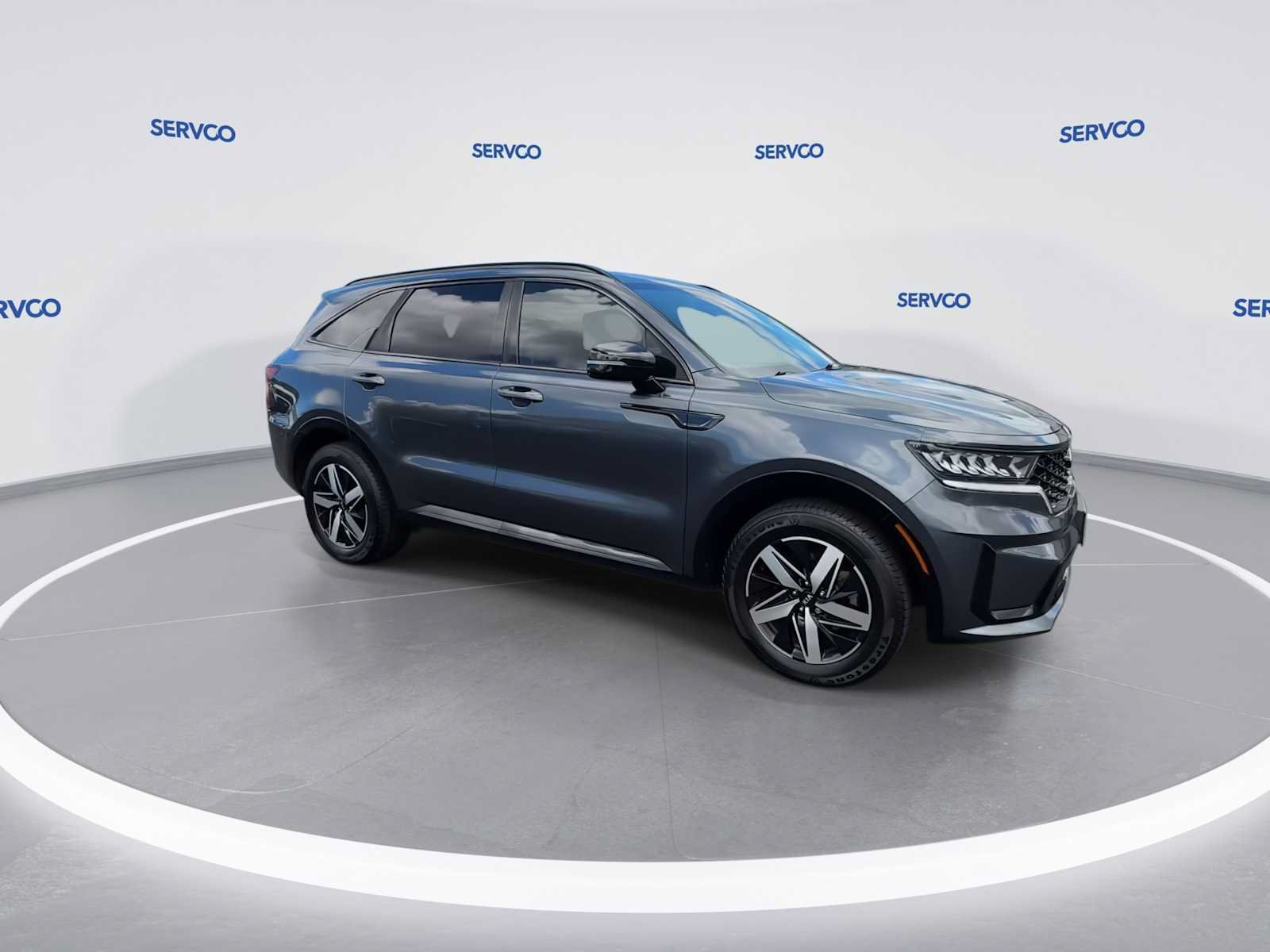 Used 2021 Kia Sorento S FWD image 2