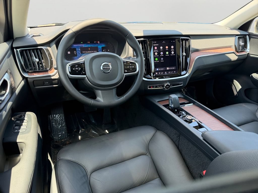 Certified 2024 Volvo S60 B5 Plus w/ Climate Package AWD/4WD image 13