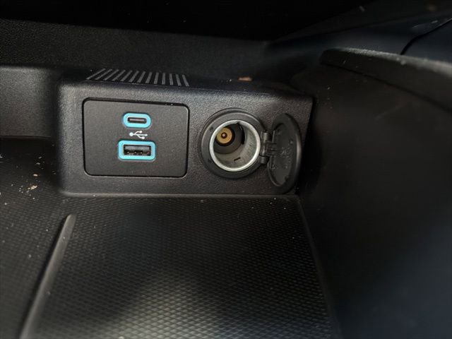 Used 2023 Ford Escape Active w/ Cold Weather Package FWD image 32