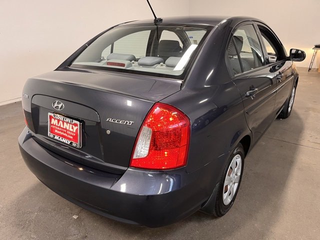 Used 2011 Hyundai Accent GLS image 3