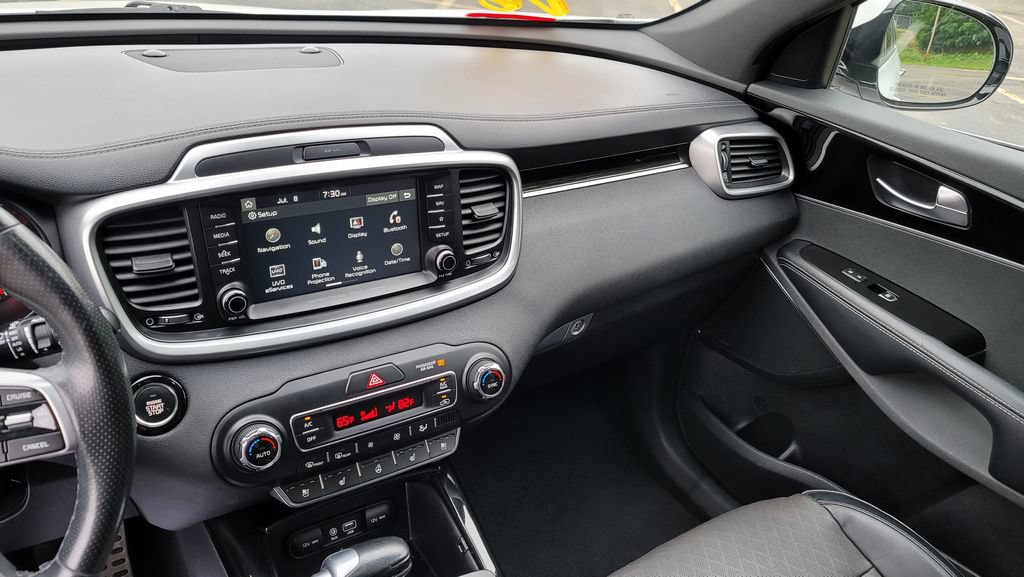 Used 2019 Kia Sorento SX AWD/4WD image 21