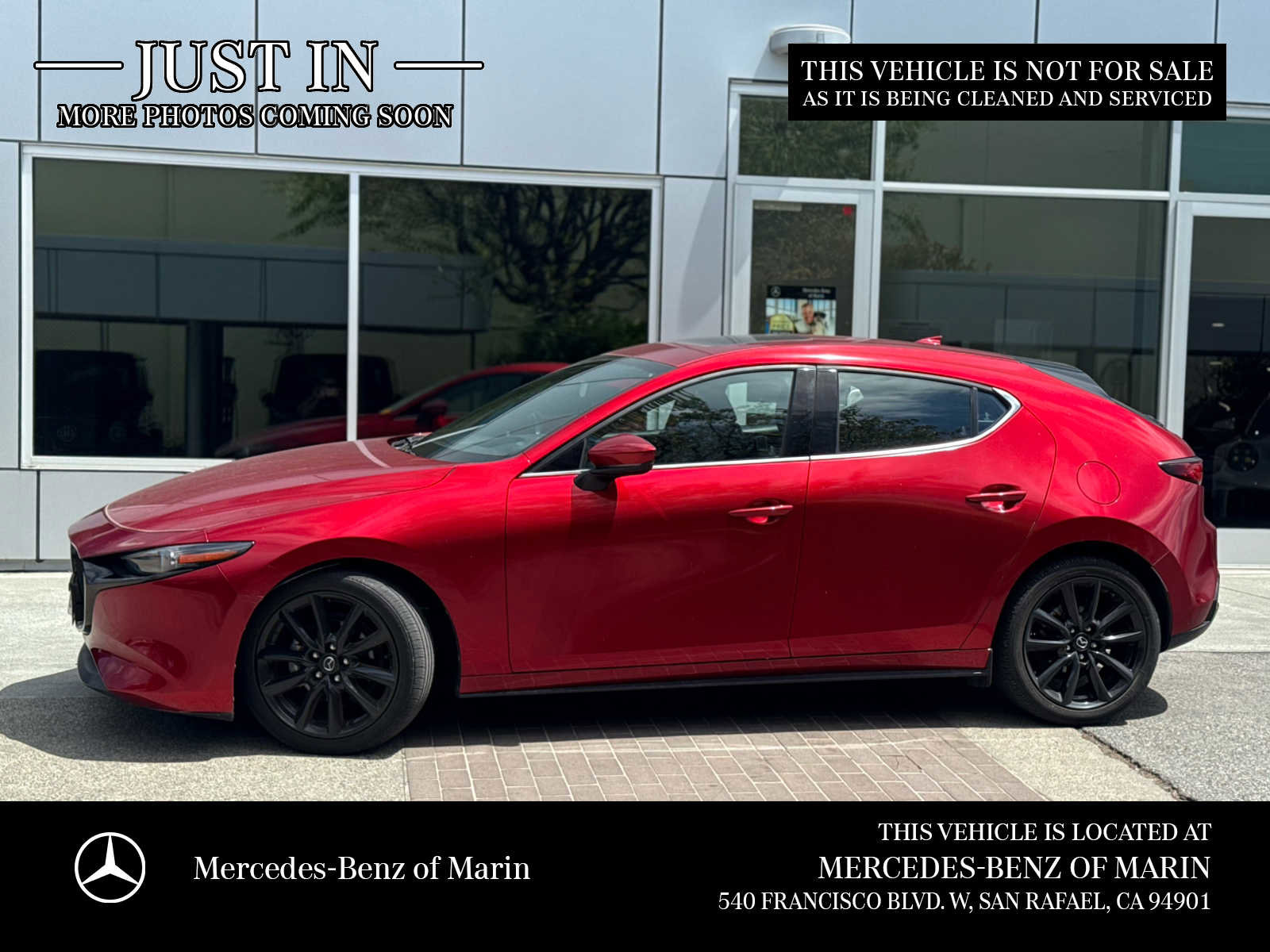 Used 2020 MAZDA MAZDA3 Hatchback w/ Premium Package FWD image 3