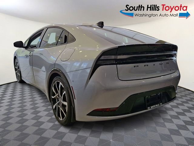New 2026 Toyota Prius Plug-In Hybrid w/ Limited Premium Package FWD image 4