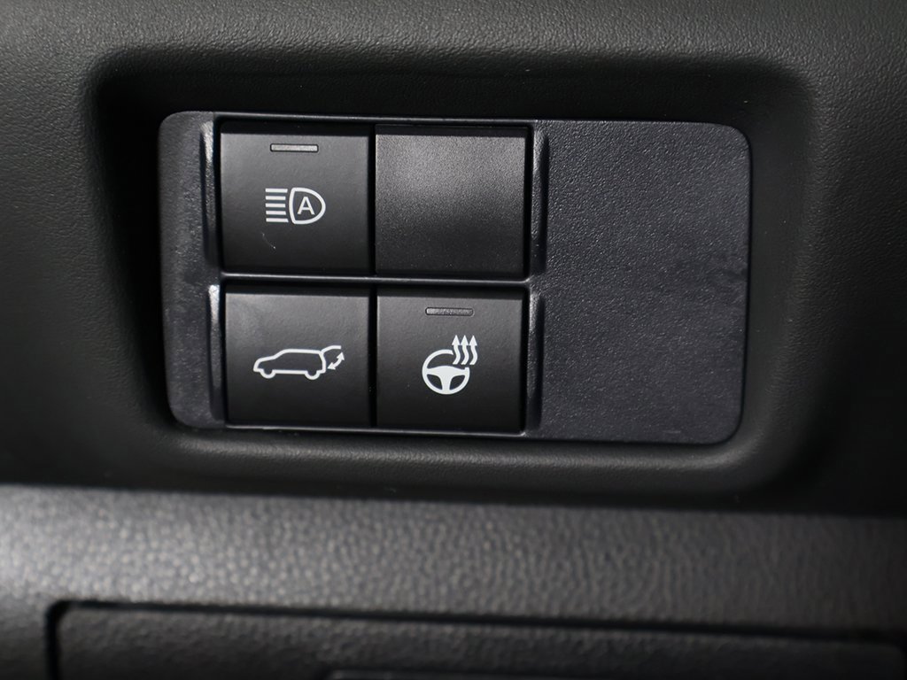 Used 2020 Toyota Highlander Limited image 40