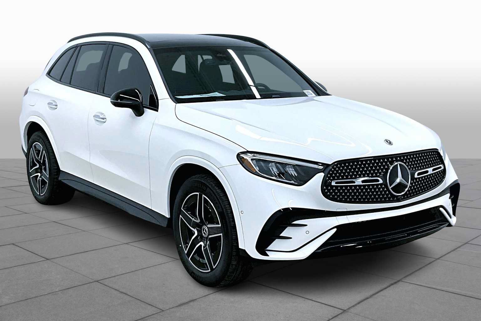 New 2025 Mercedes-Benz GLC 300 4MATIC image 2