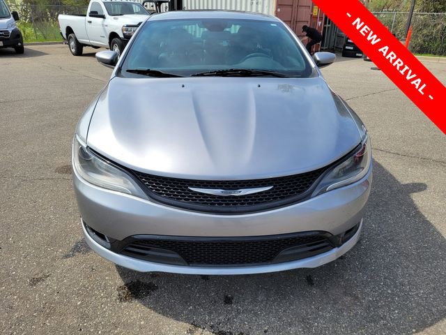 Used 2015 Chrysler 200 S w/ Navigation & Sound Group I FWD image 8