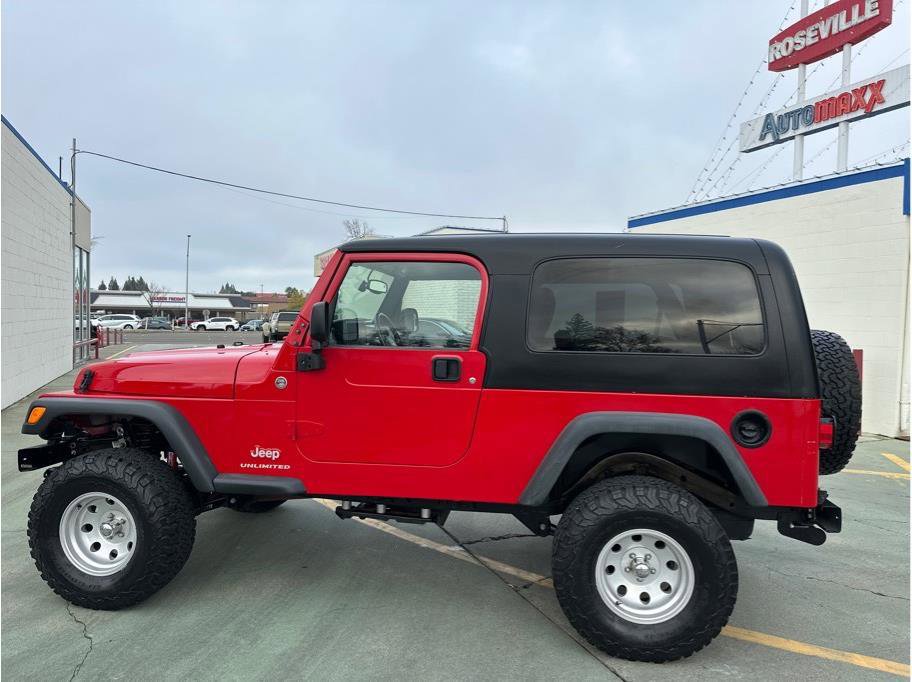 Used 2006 Jeep Wrangler Unlimited w/ Security Group image 16