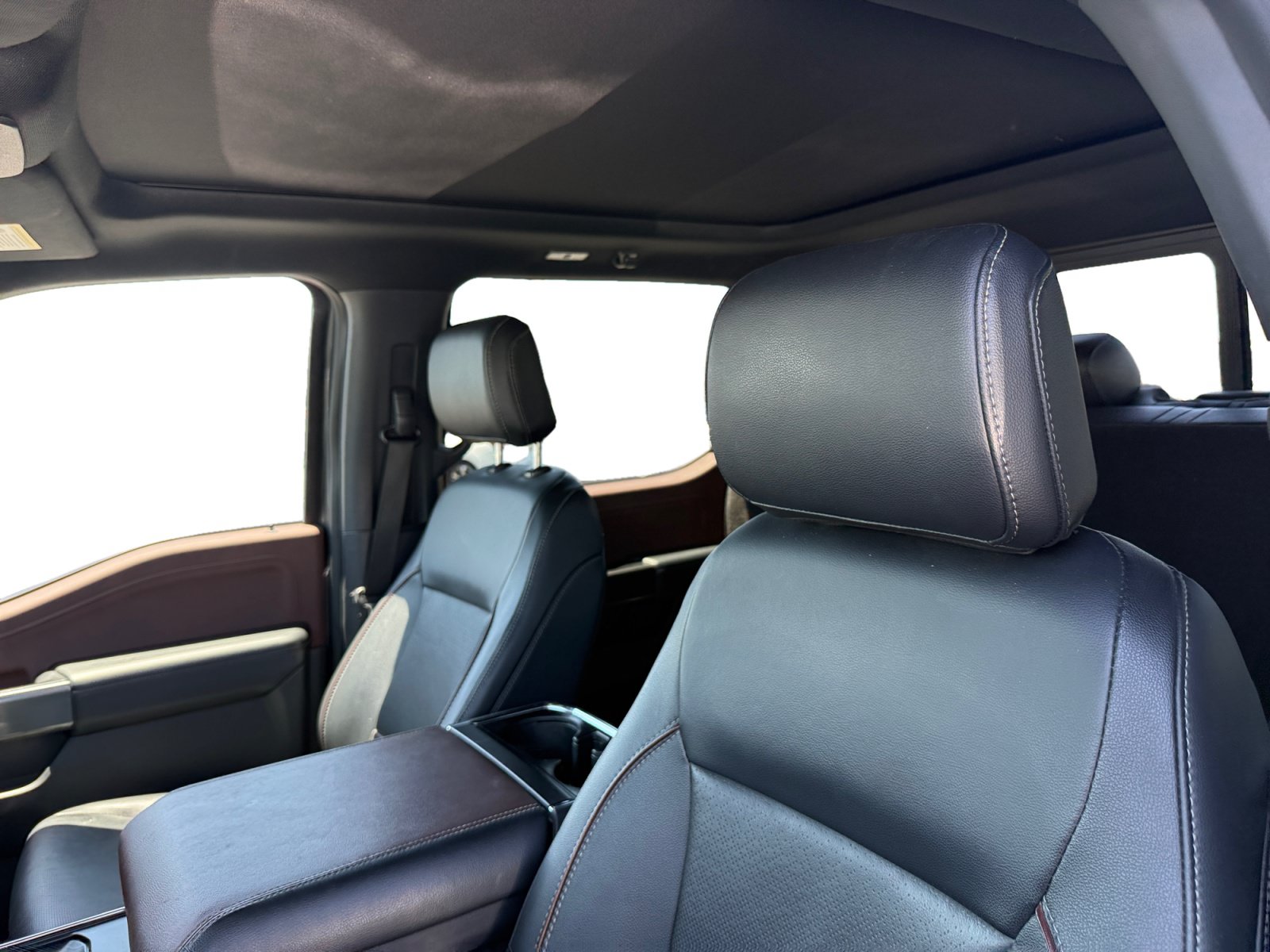 Used 2023 Ford F150 Lariat AWD/4WD image 10