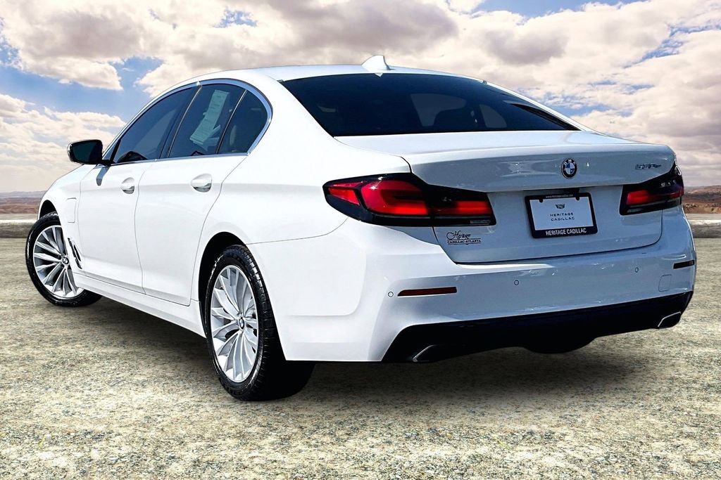 Used 2021 BMW 530e w/ Convenience Package image 4