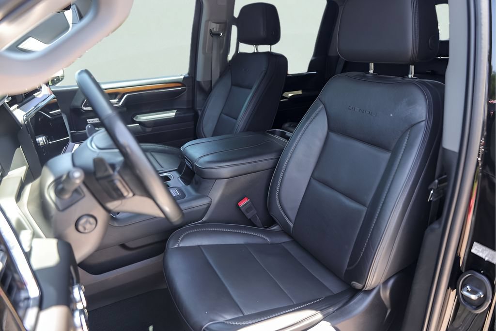 Used 2023 GMC Sierra 1500 Denali w/ Denali Reserve Package AWD/4WD image 10