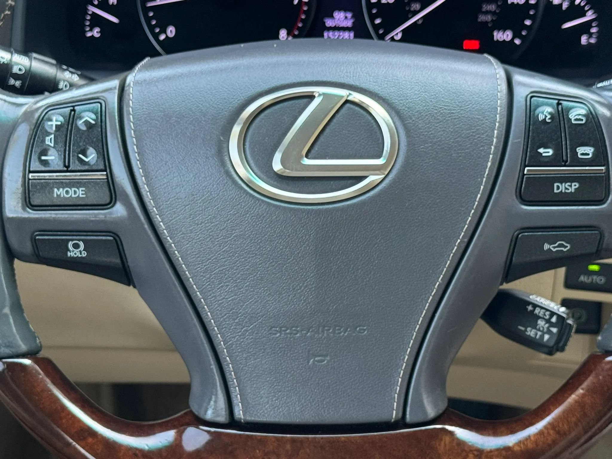 Used 2013 Lexus LS 460 L w/ Ultra Luxury Pkg AWD/4WD image 33