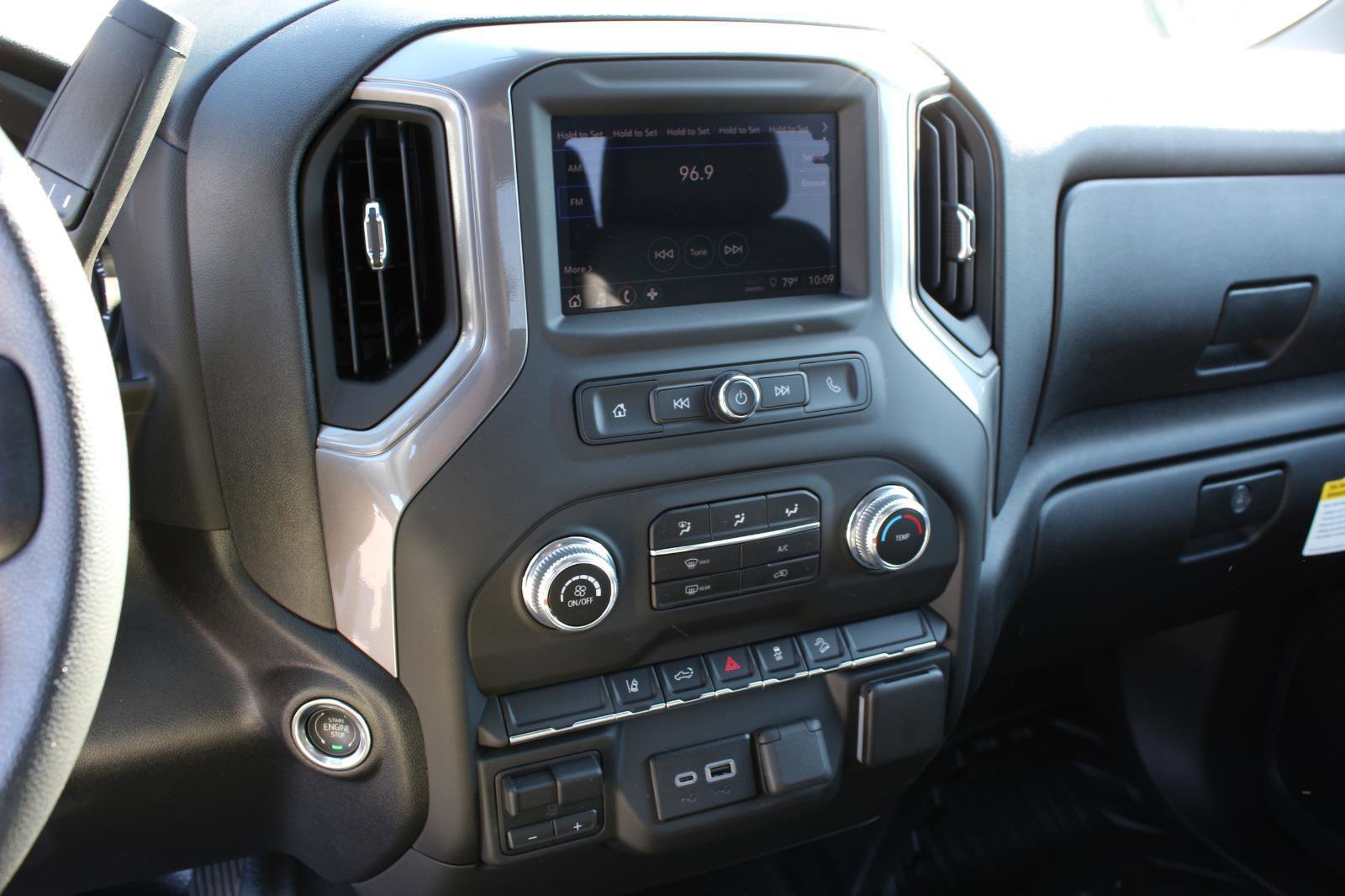 New 2025 GMC Sierra 2500 Pro w/ Convenience Package image 18