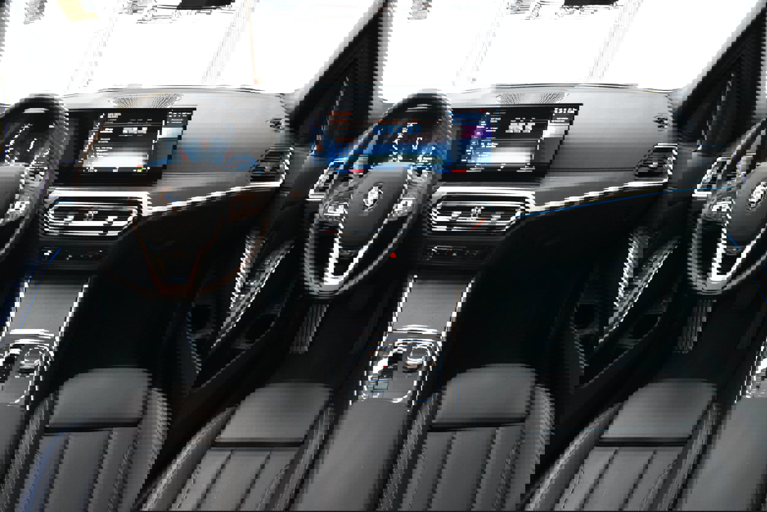 Used 2024 BMW 330i xDrive Sedan image 32