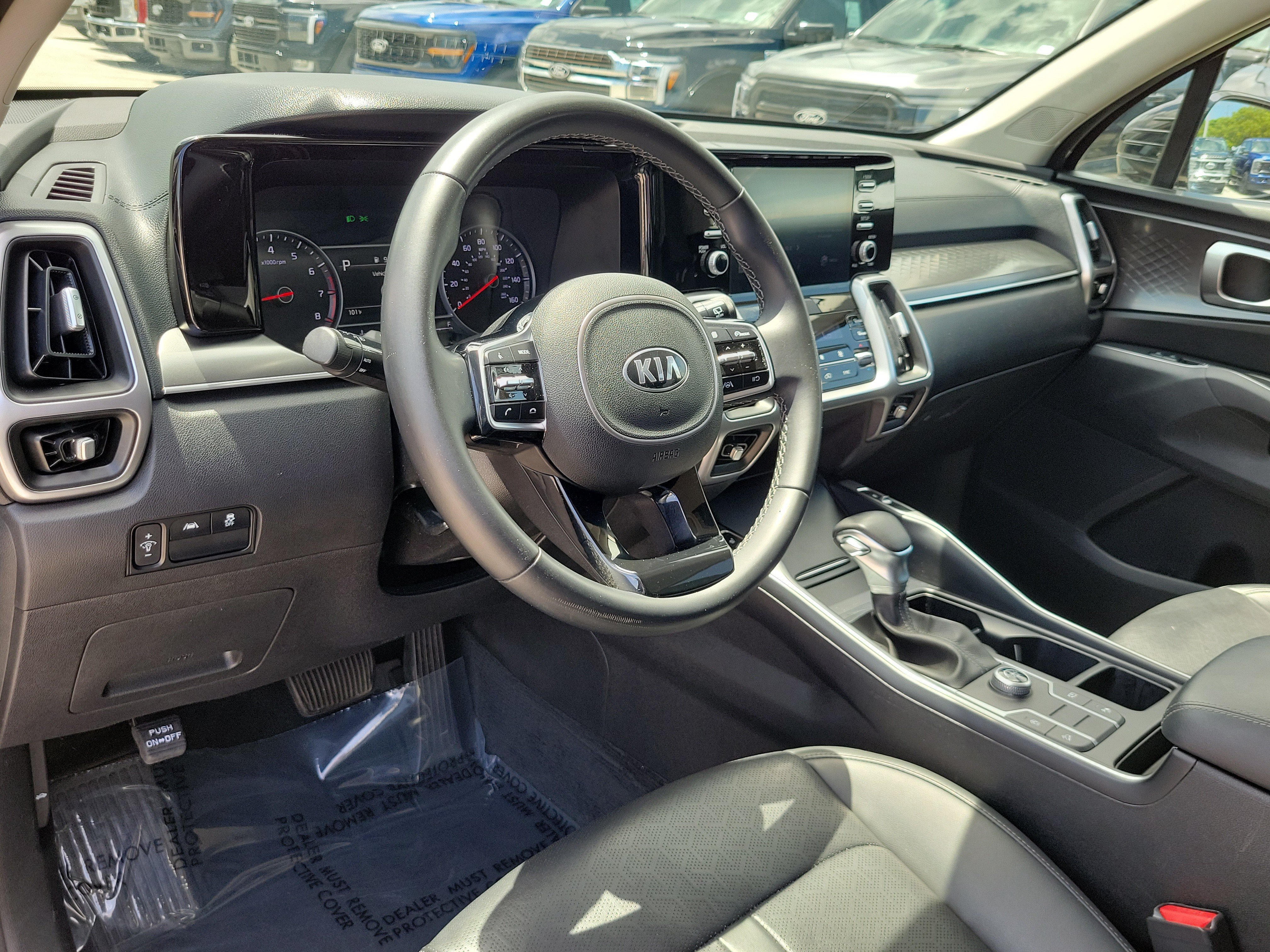 Used 2021 Kia Sorento S FWD image 9