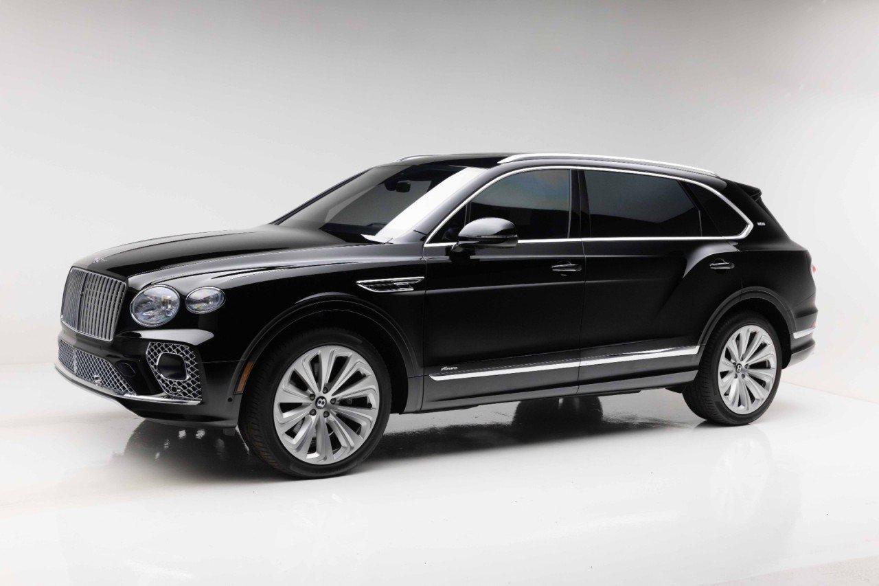 Used 2023 Bentley Bentayga Extended Wheelbase AWD/4WD image 17