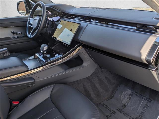 Certified 2025 Land Rover Range Rover Sport SE image 23