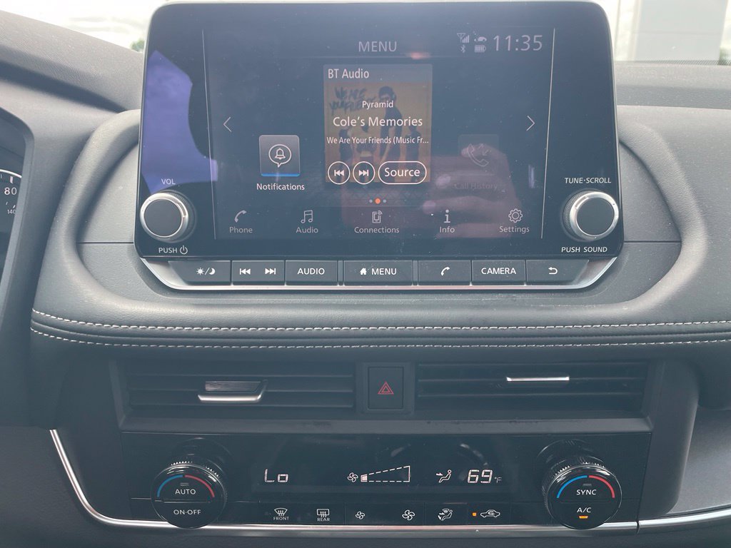 Certified 2026 Nissan Rogue SV FWD image 15