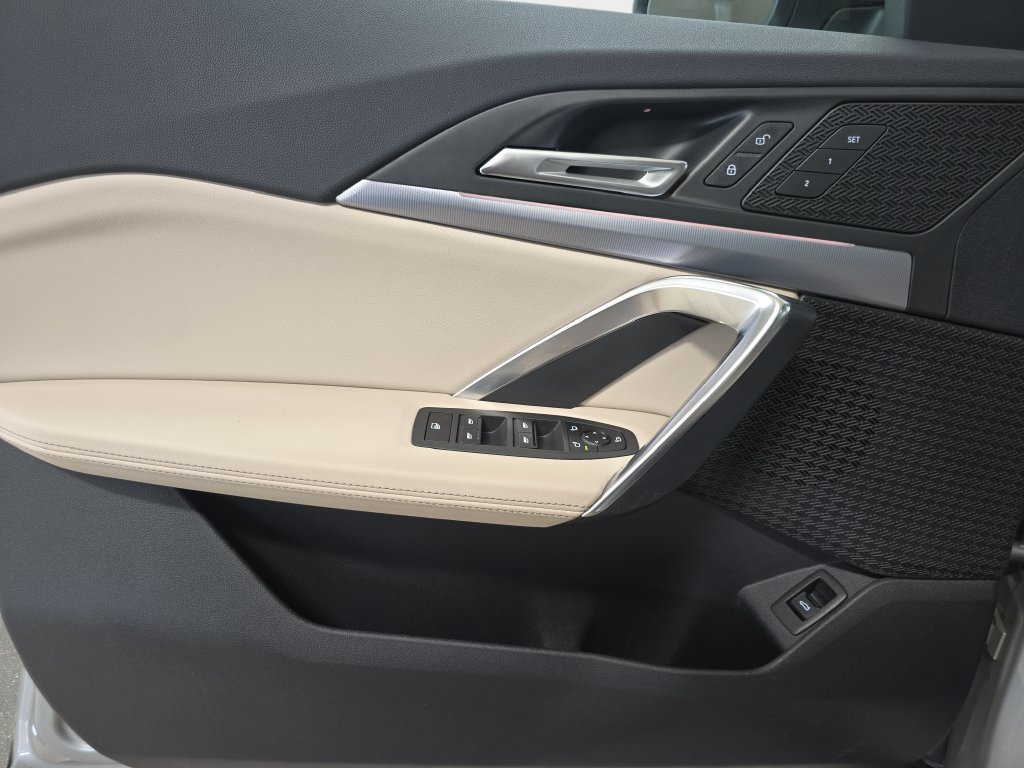 Certified 2023 BMW X1 xDrive28i w/ Convenience Package AWD/4WD image 27