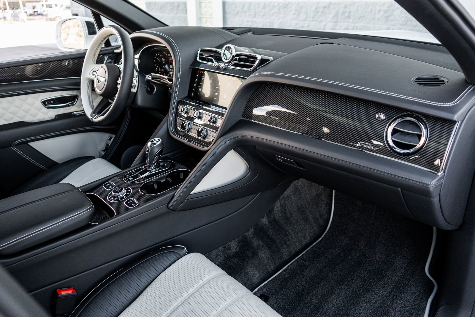 Certified 2023 Bentley Bentayga Speed image 2