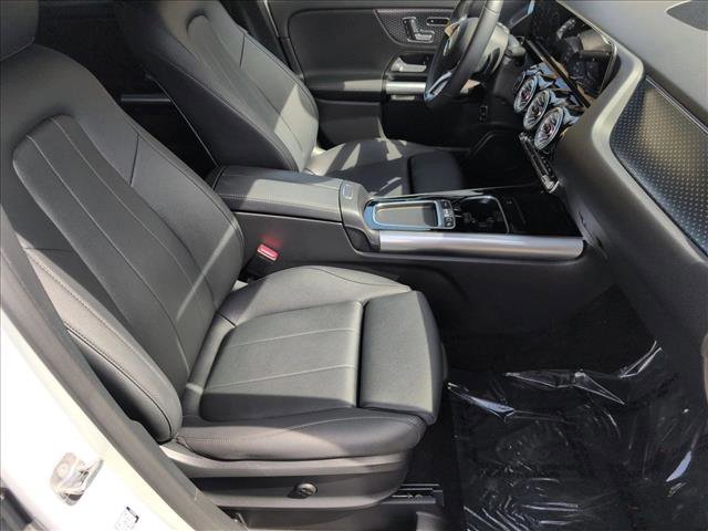 Certified 2025 Mercedes-Benz GLA 250 image 21