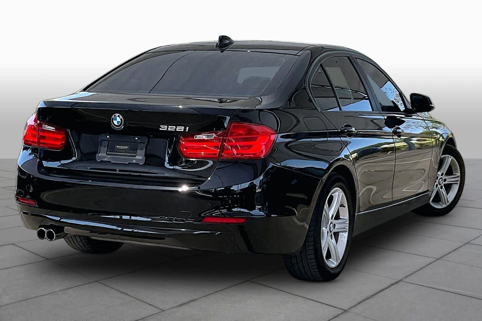 Used 2014 BMW 328i Sedan RWD image 13
