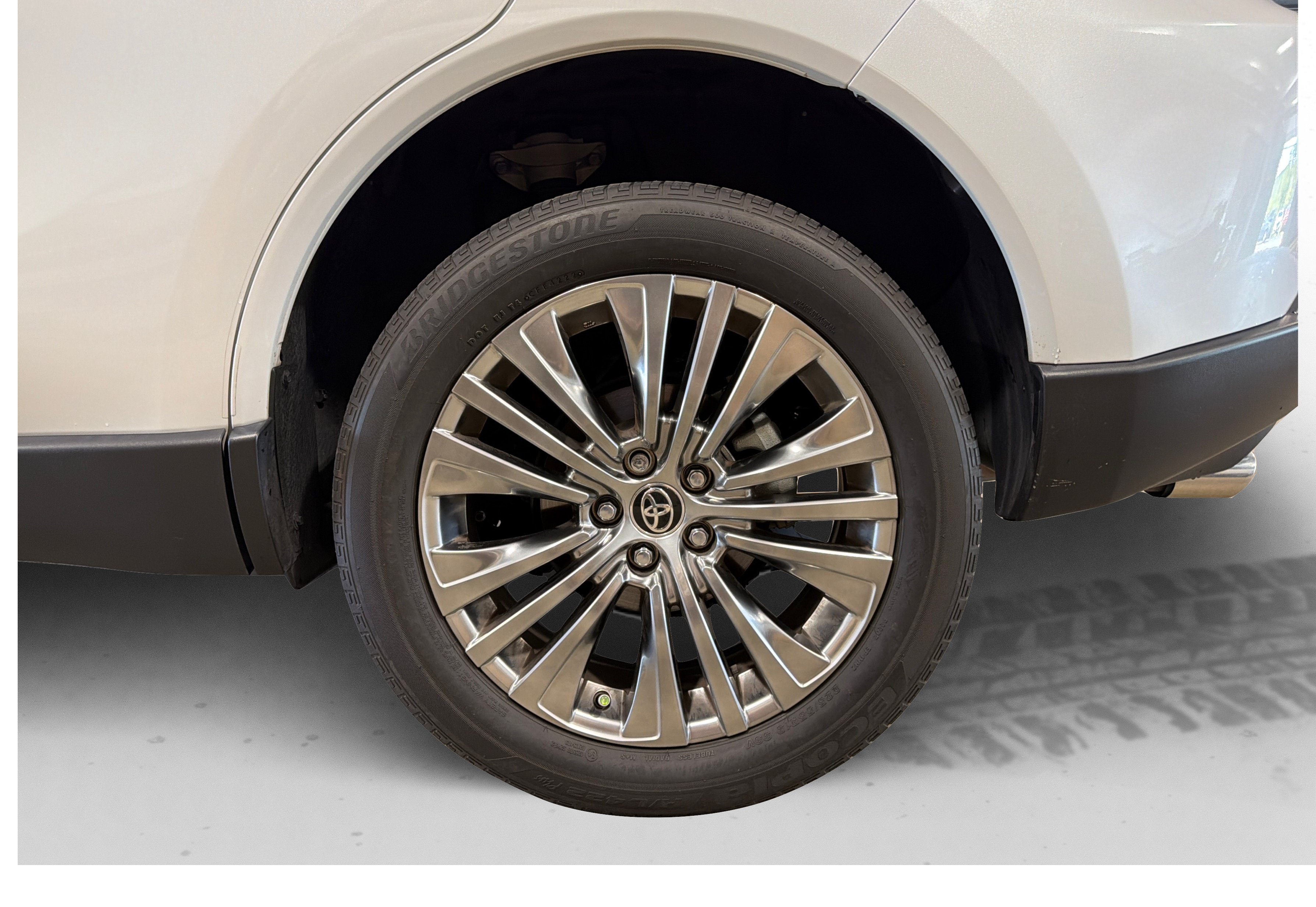 Used 2023 Toyota Venza Limited AWD/4WD image 49