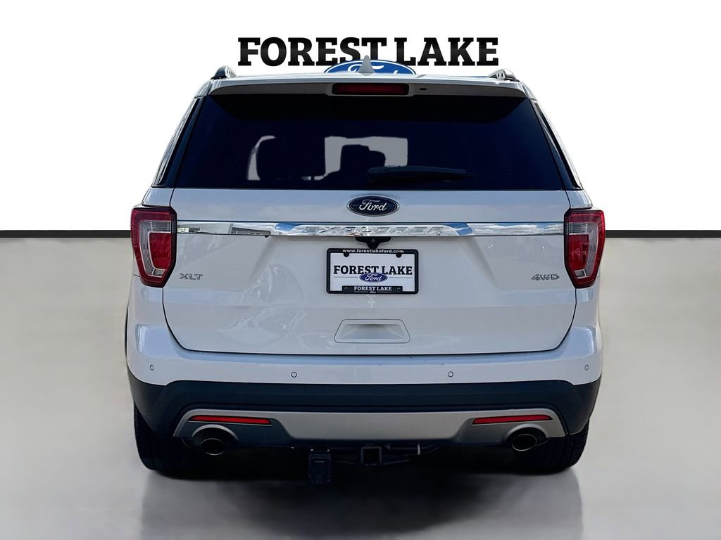 Used 2016 Ford Explorer XLT image 6