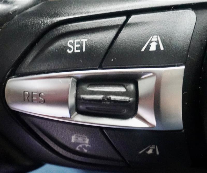 Used 2016 BMW 550i xDrive Sedan AWD/4WD image 33