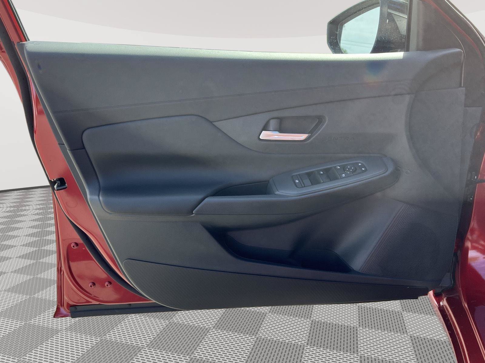 New 2026 Nissan Sentra SV w/ SV Convenience Package FWD image 22
