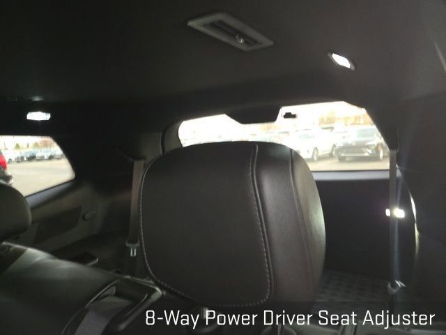 Used 2025 Cadillac XT6 Premium Luxury image 14