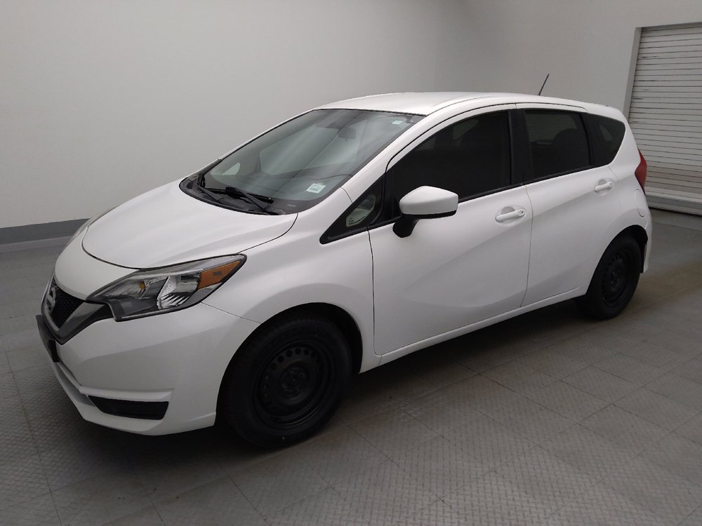 Used 2018 Nissan Versa Note SV FWD image 2