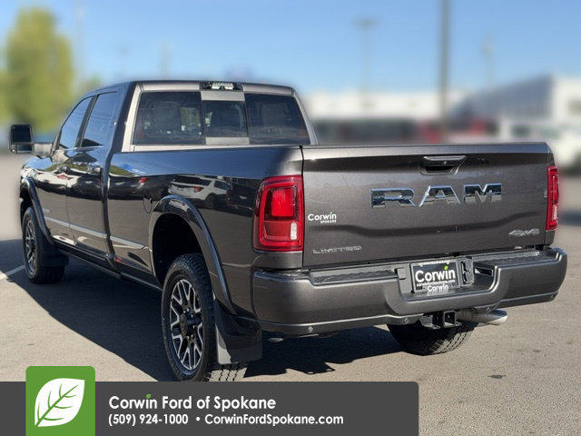 Used 2025 RAM 3500 Limited AWD/4WD image 17
