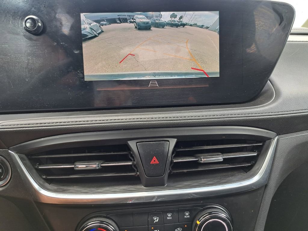 Used 2024 Buick Encore GX Preferred image 12