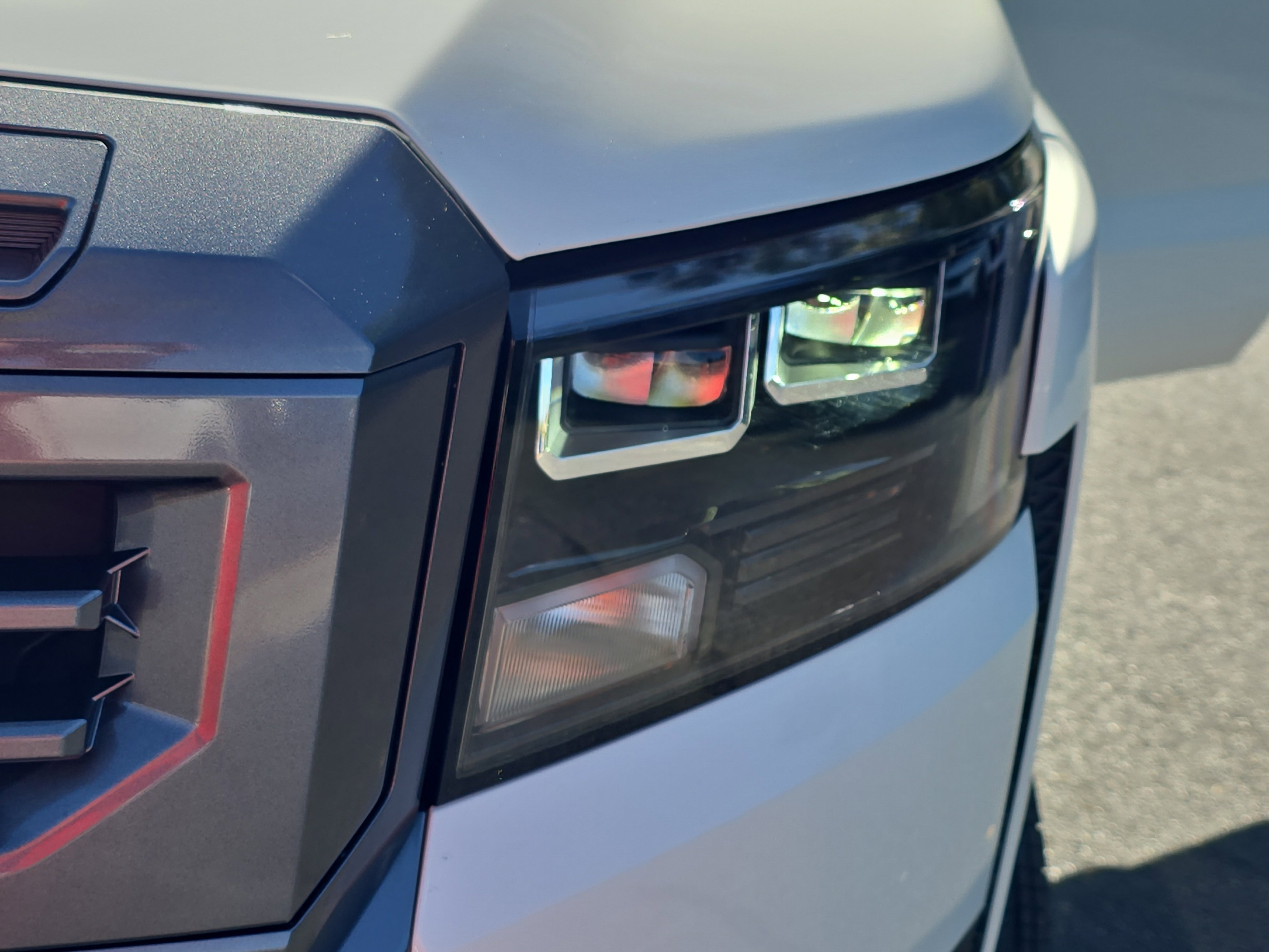 New 2026 Nissan Frontier SV image 28
