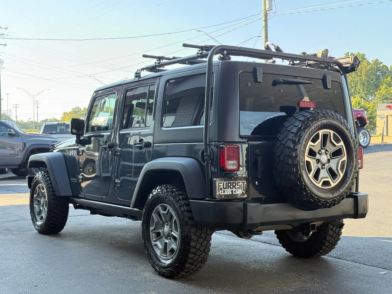 Used 2017 Jeep Wrangler Unlimited Rubicon w/ Cold Weather Group image 5