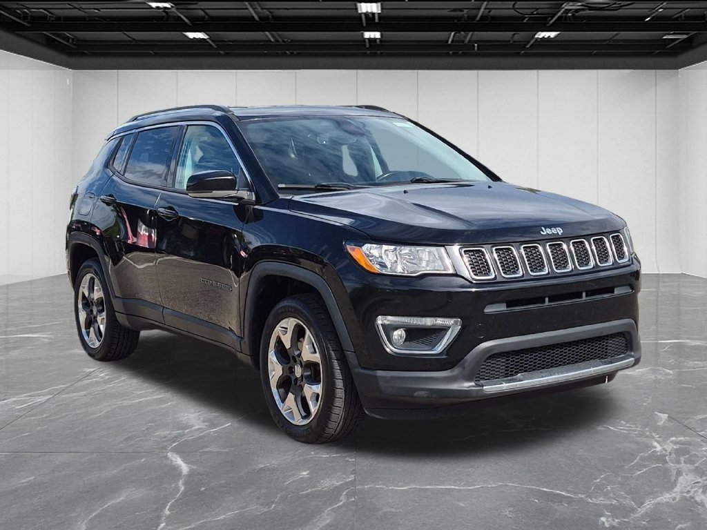 Used 2018 Jeep Compass Limited w/ Navigation Group AWD/4WD image 7