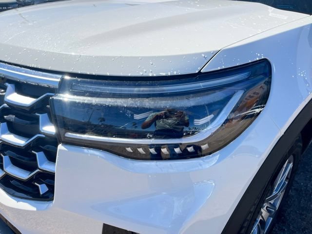 New 2026 Ford Explorer Platinum AWD/4WD image 8