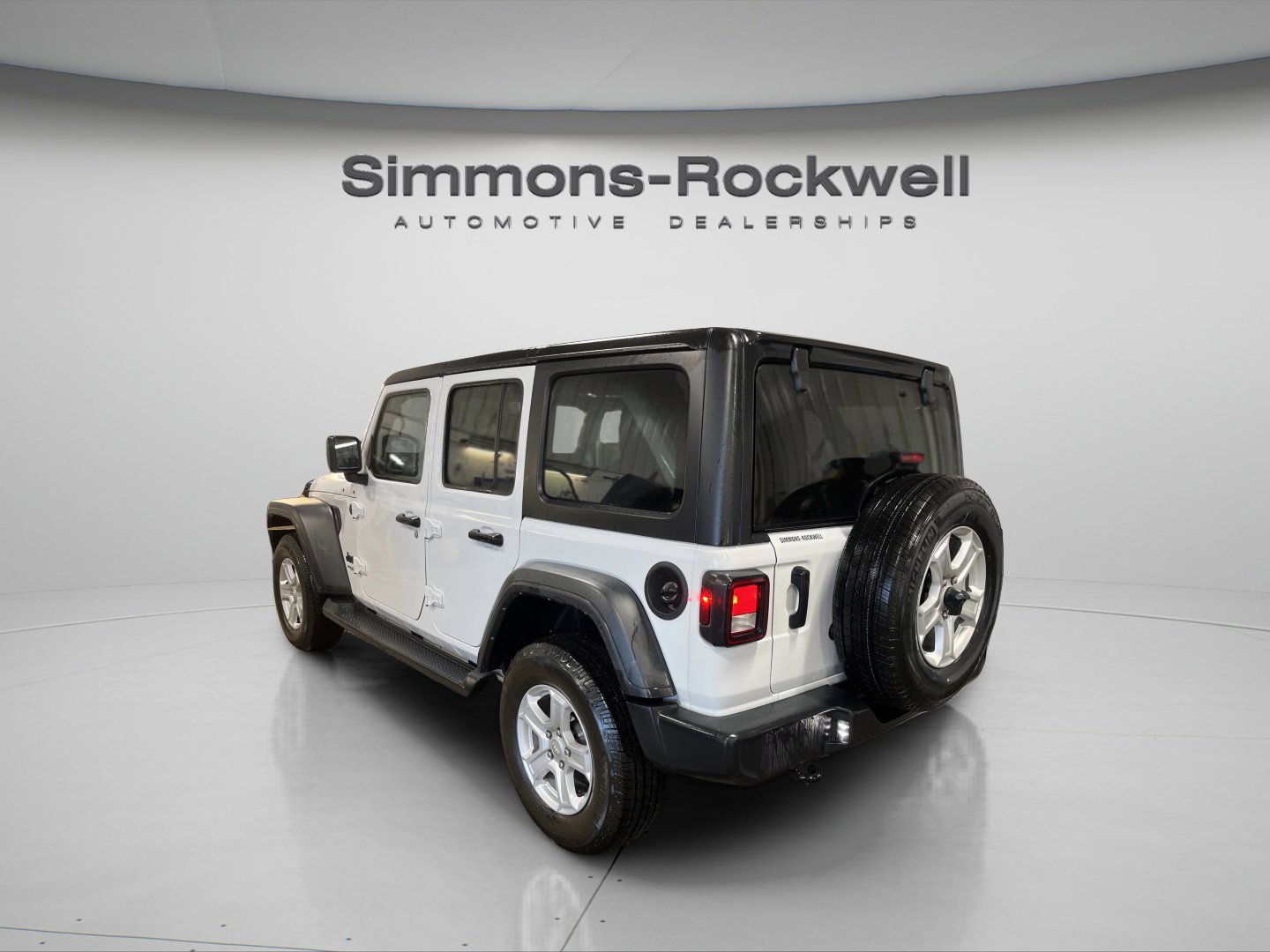 Used 2022 Jeep Wrangler Unlimited Sport AWD/4WD image 3
