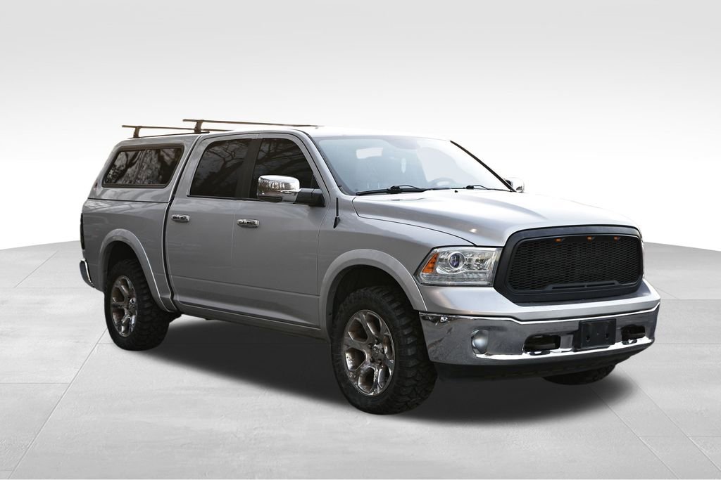 Used 2016 RAM 1500 Laramie w/ Convenience Group image 8